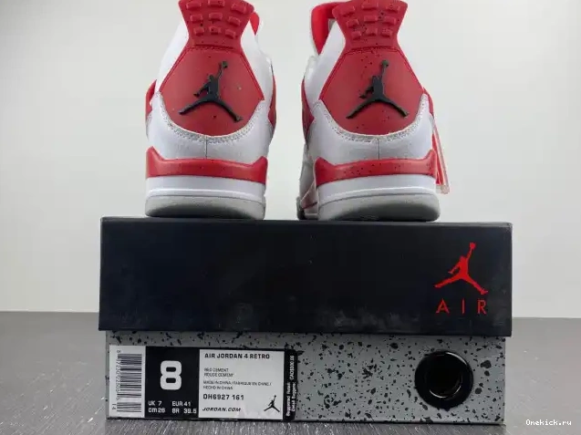 One Kick Red Air Jordan DH6927-161 4 Cement 0529